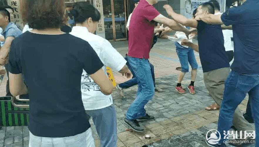 3d1aad16-c3b8-419a-9c32-0030b566387c.gif