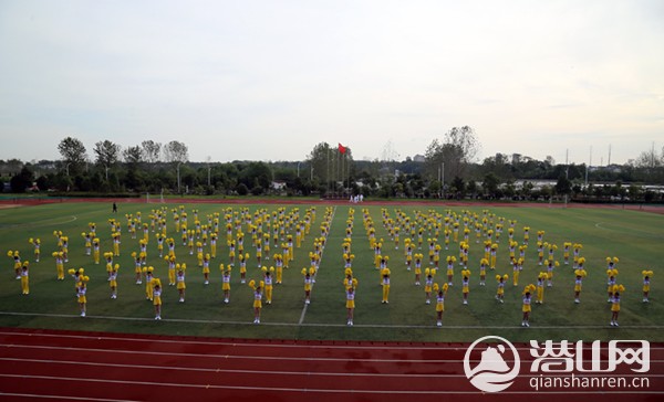 03.jpg